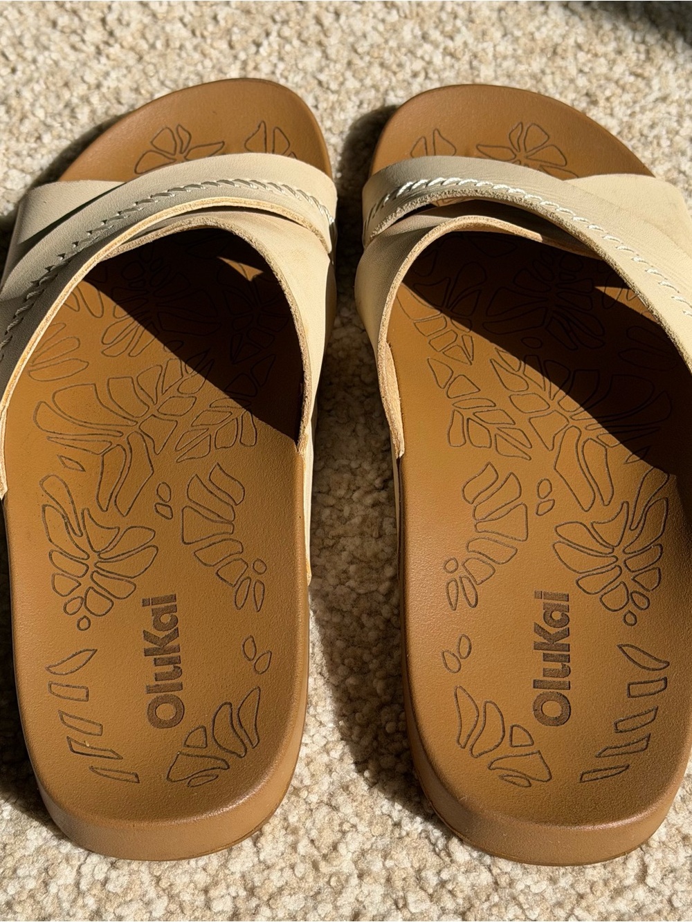 OLUKAI Kipea Olu Slides - Picture 4 of 5